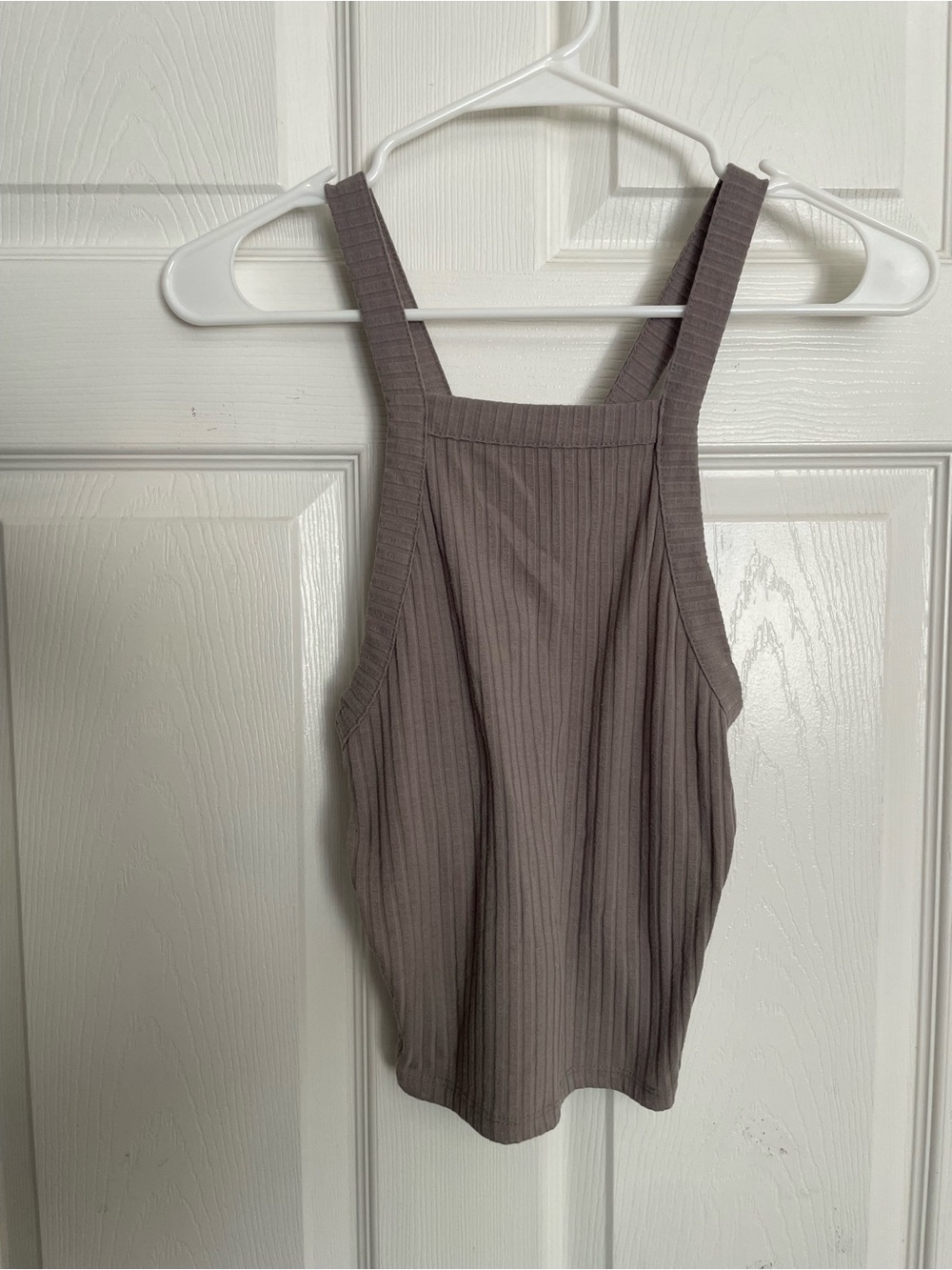 Me to We Womens XS Ribbed Square-Neck Crop Tank Top in Taupe